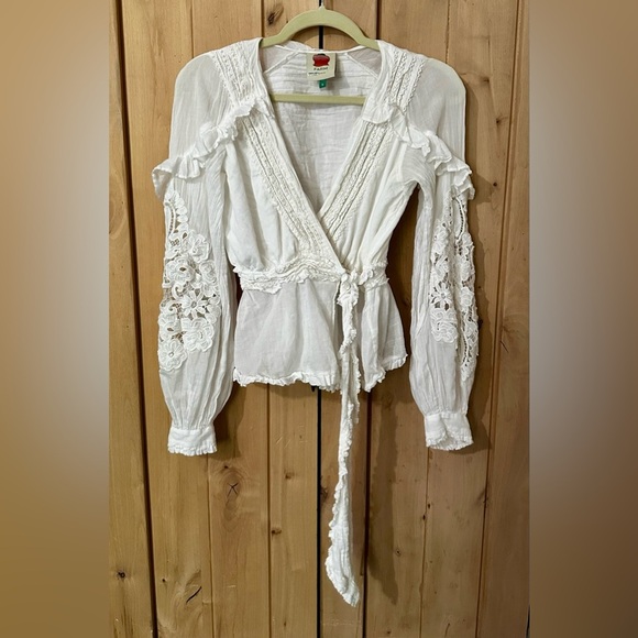 FARM Rio V-Neck Wrap Tie Top - Picture 4 of 13